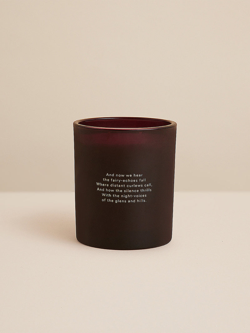 Back view of Bush Magic candle featuring a stanza from Ada Cambridge’s poem, echoing the lyrical spirit of the Australian bush.