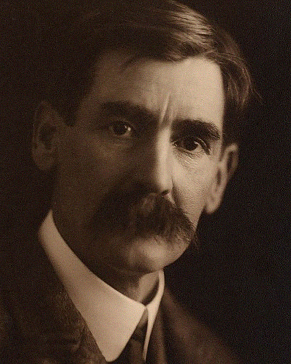 Image of write Henry Lawson by May Moore, c.1915